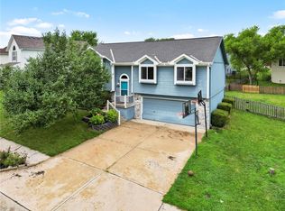 1012 Kathleen Way, Kearney, MO 64060
