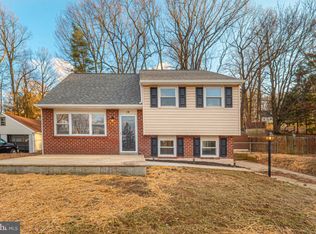 14 Woodview Rd, Malvern, PA 19355