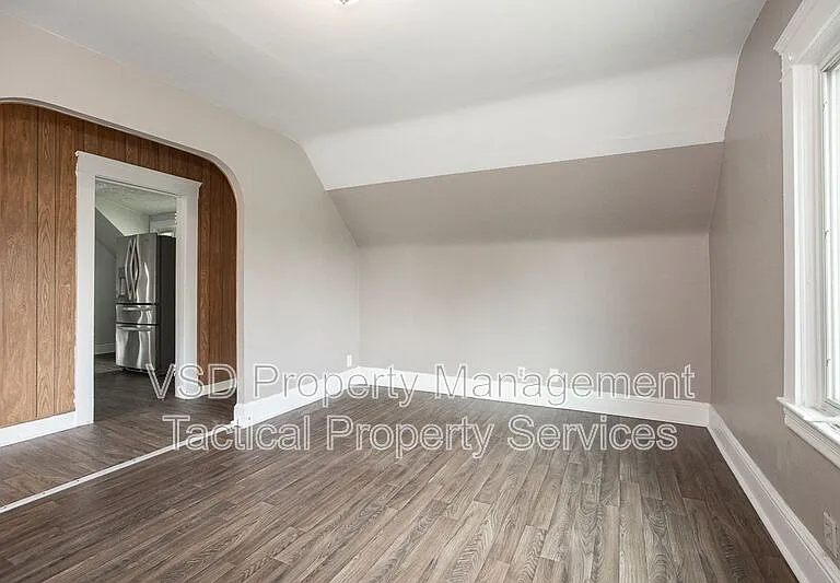 3408 E 140th St #2 — Photo 10