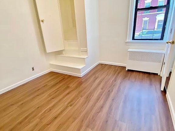 4th image of 30-89 34th St #1