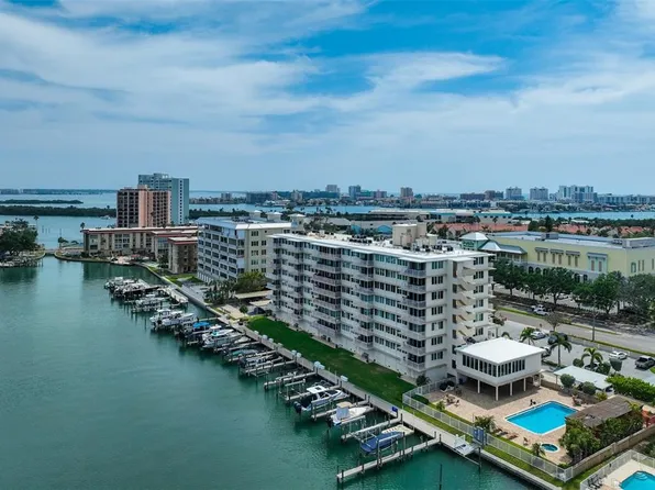 223 Island Way #5D, Clearwater, FL 33767