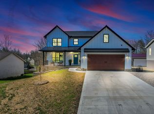 754 Winesap Cir, Howard, OH 43028