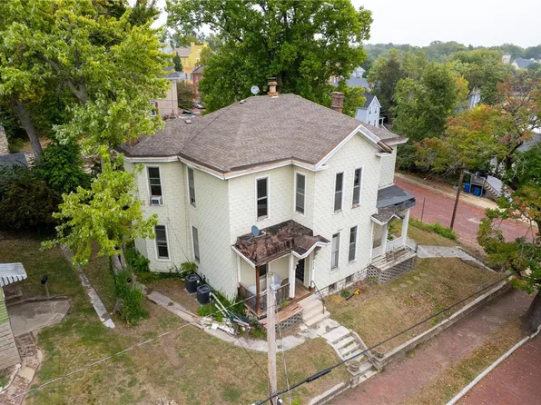 402 W 4th St, Alton, IL 62002