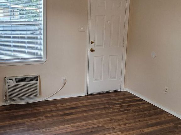 2nd image of 921 S Highway 161 Unit A