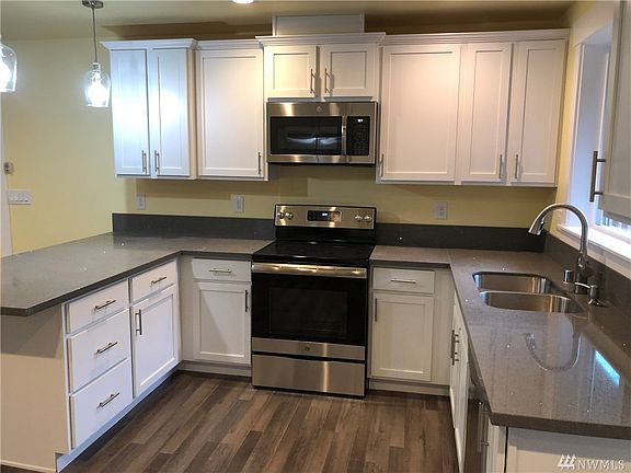 5th image of 343 Redwood Ct SE