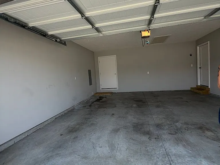 414 W Picardy St — Photo 4