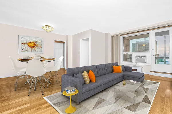 Sold by MJR Real Estate | media 2