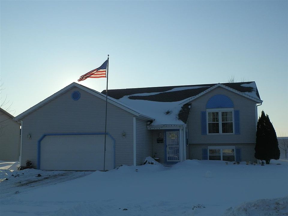 1st image of 2344 Garden Dr