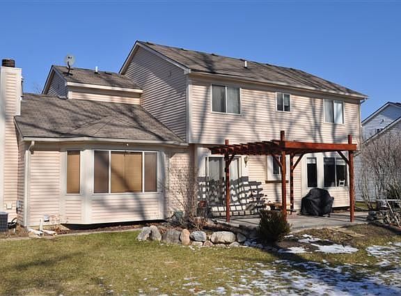 2nd image of 5903 Rollingwood Dr