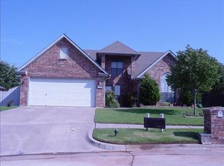 105 Cypress Dr, Oklahoma City, OK 73170