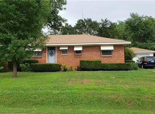 111 N Front St, Noble, OK 73068