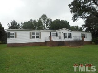 400 Claude Hash Rd, Goldston, NC 27252