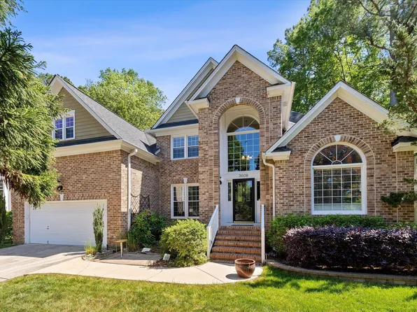 3608 Summer Leaf Ct, Raleigh, NC 27615