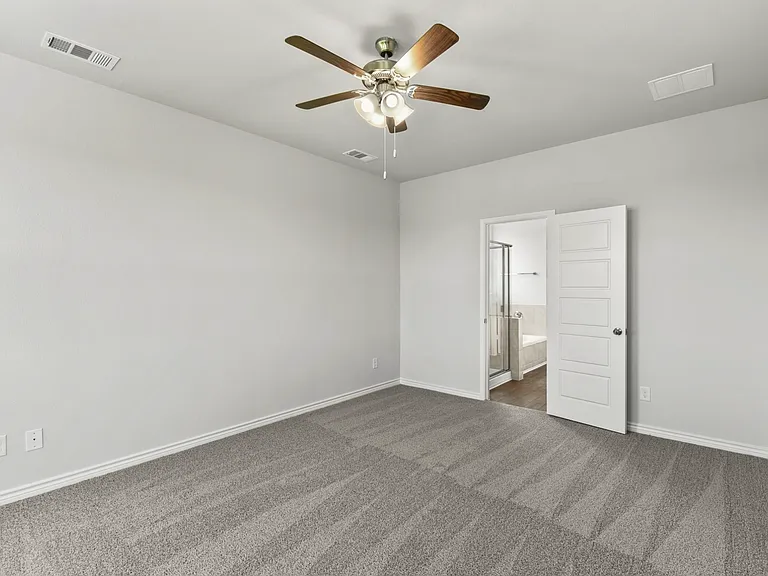 5028 Cervinae Rd — Photo 6