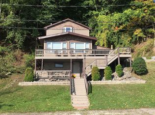 266 Bay Front Ln S, Rochester, NY 14609