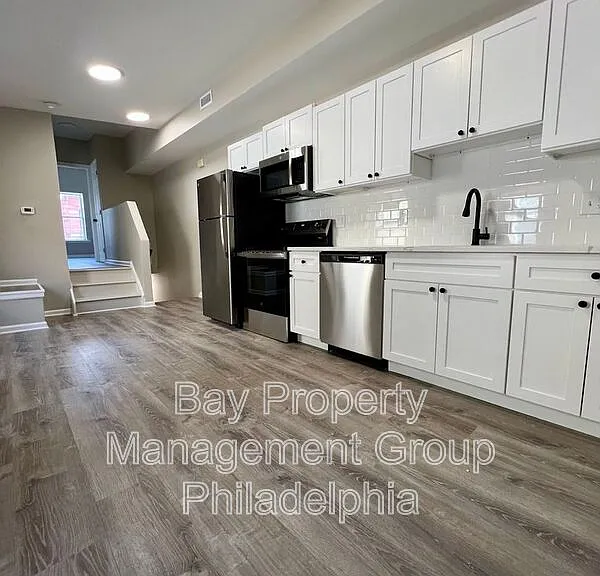 1844 Master St #3 — Photo 9