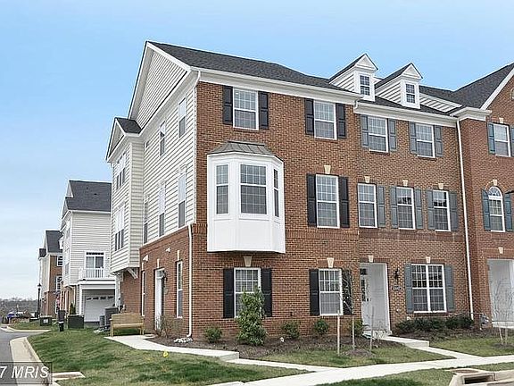 2nd image of 43009 Atoka Manor Ter