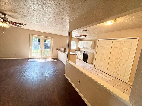 5th image of 17523 Fieldglen Dr