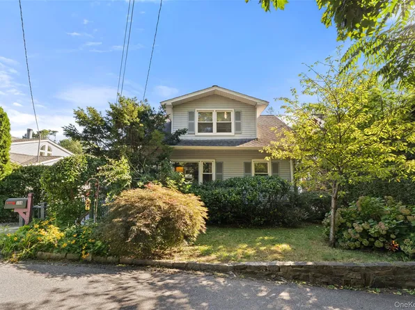 396 Farragut Avenue, Hastings-on-Hudson, NY 10706