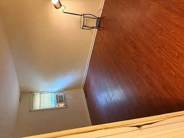 5607 The Alameda — Photo 16