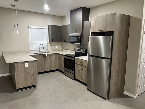 2nd image of 6903 N 59th Ln #4