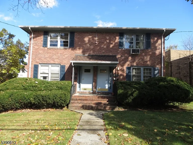 623 Bloomfield Ave #2-L — Photo 7