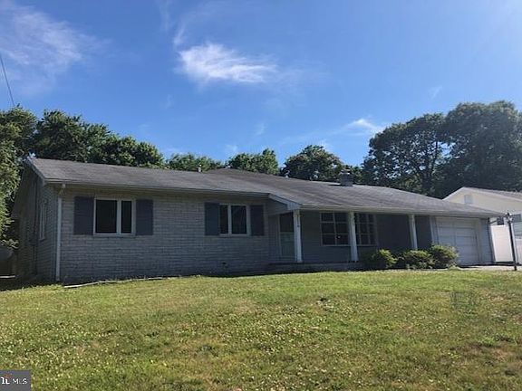 2nd image of 2863 Bryant St