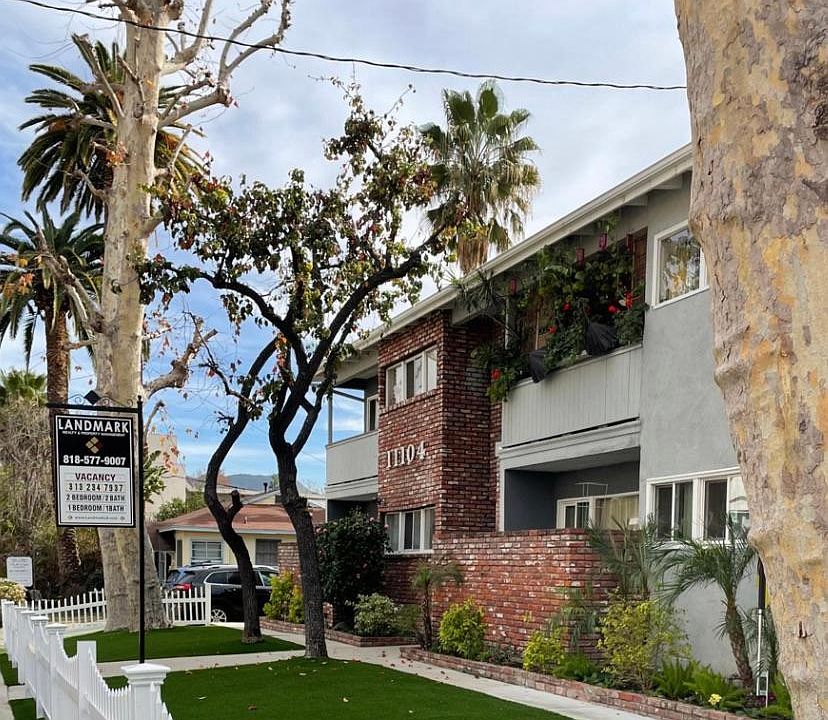 1st image of 11104 Aqua Vista St APT 33
