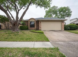 2010 Gallante Dr, Carrollton, TX 75007