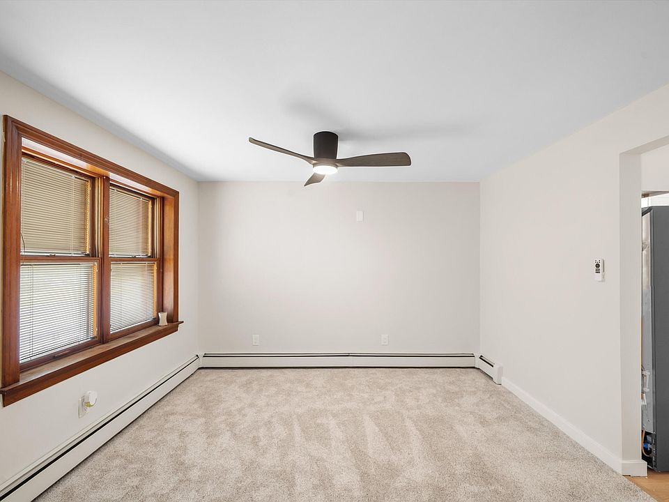 1040 N Wayne Rd, photo 12