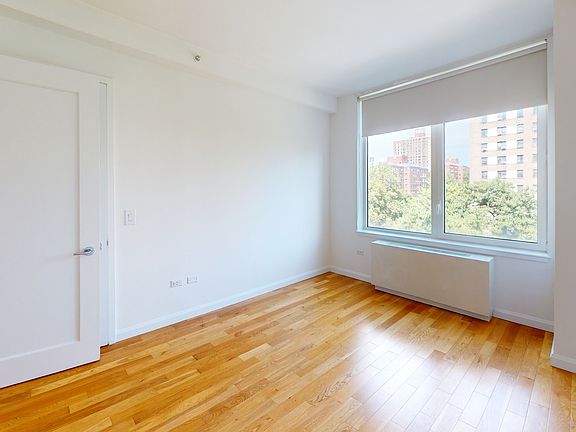 4th image of 805 Columbus Ave APT 7B