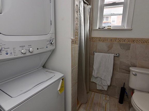 4th image of 211 S 45th St #000003