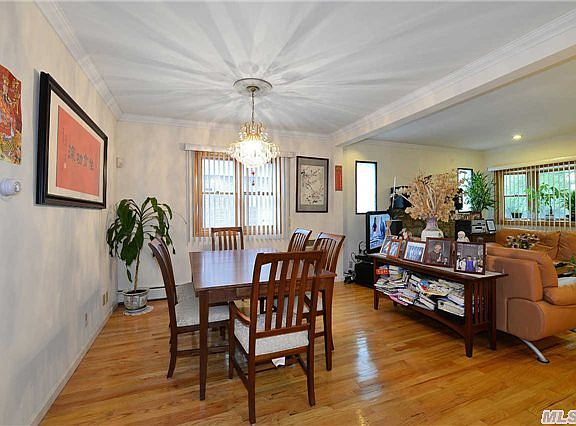 5th image of 6303 Cromwell Cres