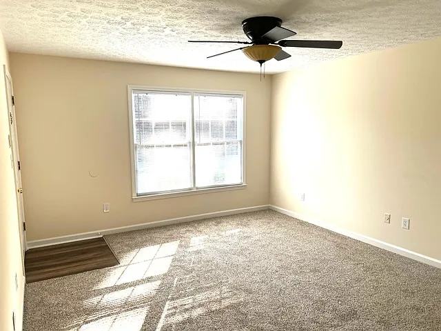 255 N Harris St — Photo 3