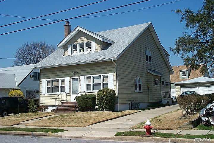 1st image of 138 Jerome Ave