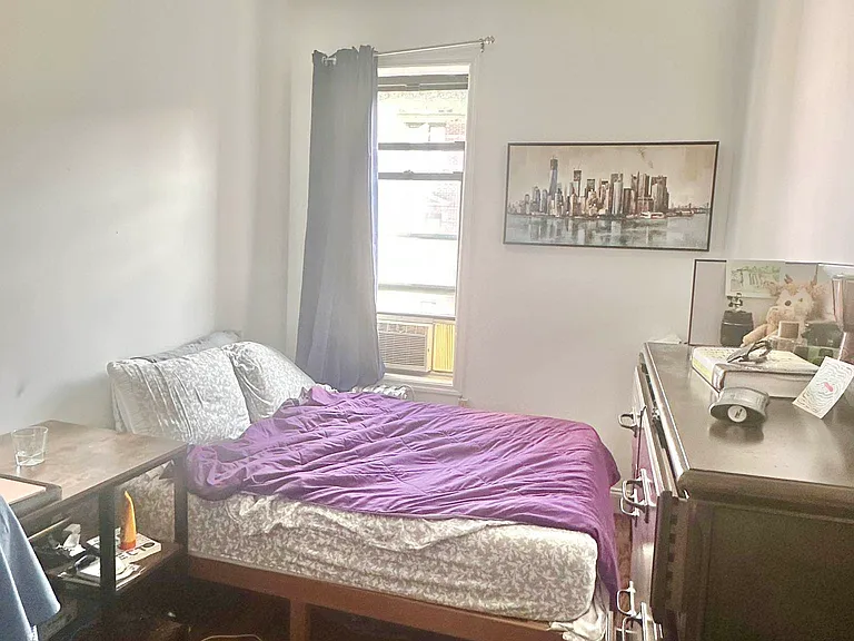 235 E 4th St #5C — Photo 8