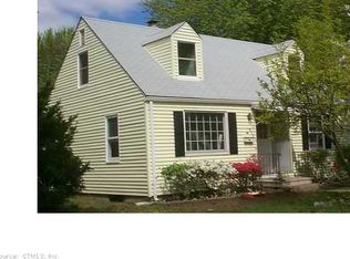 135 Hollywood Ave, West Hartford, CT 06110