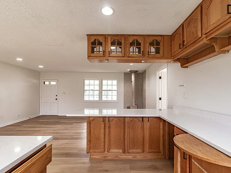 1075 Aspen Dr — Photo 11