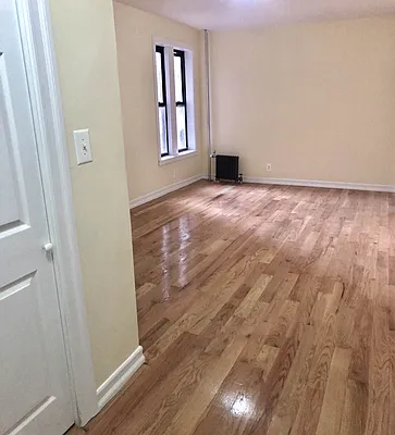 Rented by New York Residence | media 11