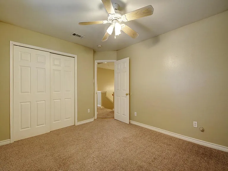 910 Keith Ln #A — Photo 5