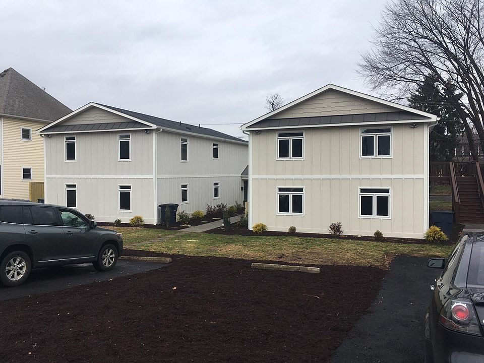 1st image of 622 Elm Ave SW #&-626
