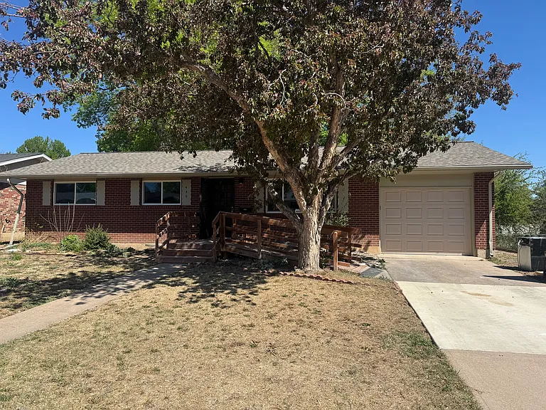 436 Baylor St — Photo 1