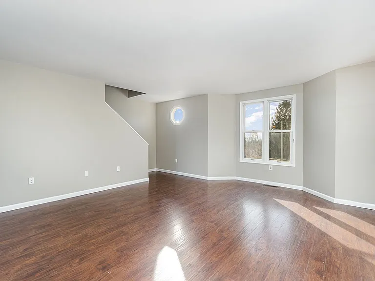 263 Chartwood Dr — Photo 11