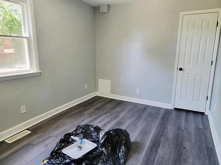 452 Graythorn Rd — Photo 10