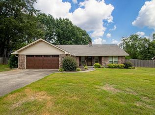 31 Kensington Dr, Conway, AR 72034