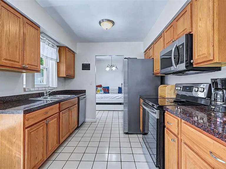209 S Aurora Ave — Photo 11