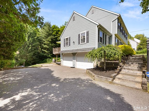 3rd image of 63 Northwest Drive