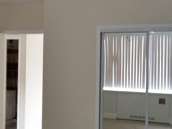 3rd image of 1111 Arlington Blvd APT 607