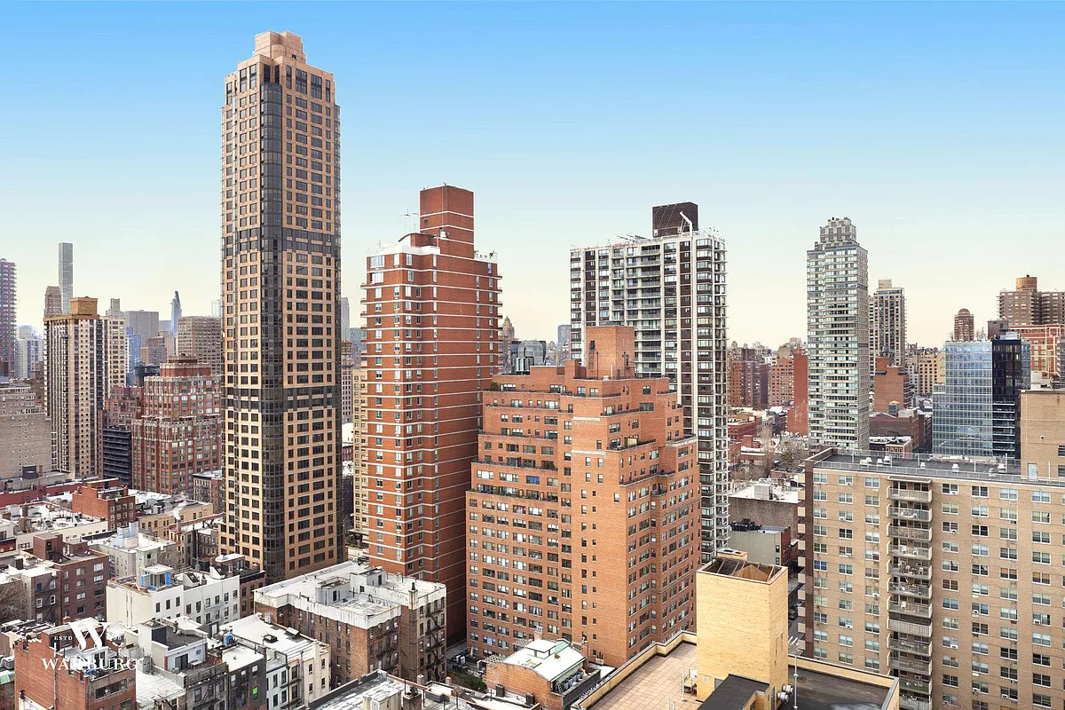 その他 STREET 05 2009 No.213 Marilyn Monroe's Former Sutton Place Penthouse Is on the
