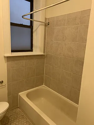 Rented by Abba Realty Associates INC | media 19